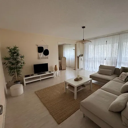 Ravissant T3 Avec Terrasse A 100m Du Tram D Апартаменты *