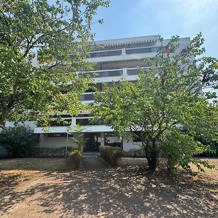 Ravissant T3 Avec Terrasse A 100m Du Tram D Daire *